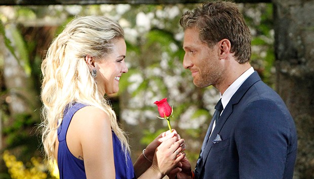 teamaslongasBeccaishappy -  Bachelor 19 - Becca Tilley - Fan Forum - Discussion  - Page 16 Nikki-ferrell-finale-620x354