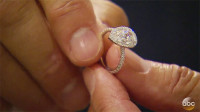 rachel-lindsay-engagement-ring